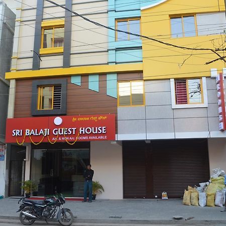 Sri Balaji Guest House Bangalore Buitenkant foto